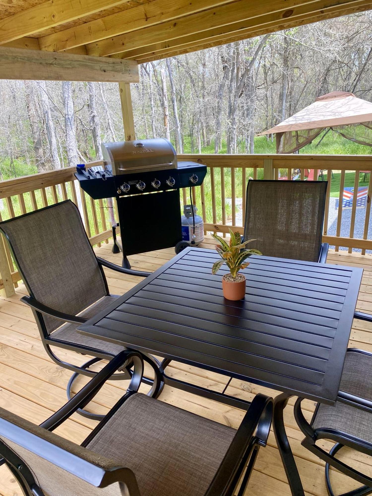 Private Cozy Hideaway With Deck Escape Austin 35Mi Villa Bastrop Bagian luar foto